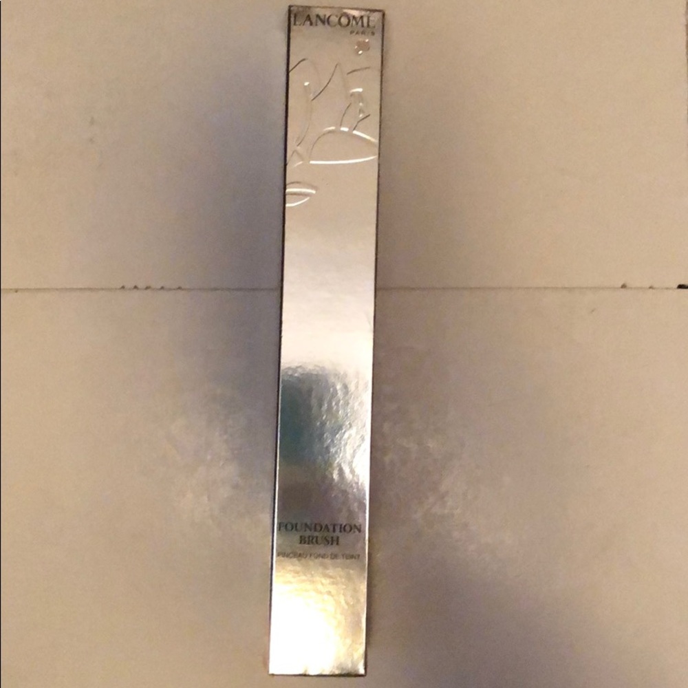 BNIP sealed Lancôme Foundation Brush #2
